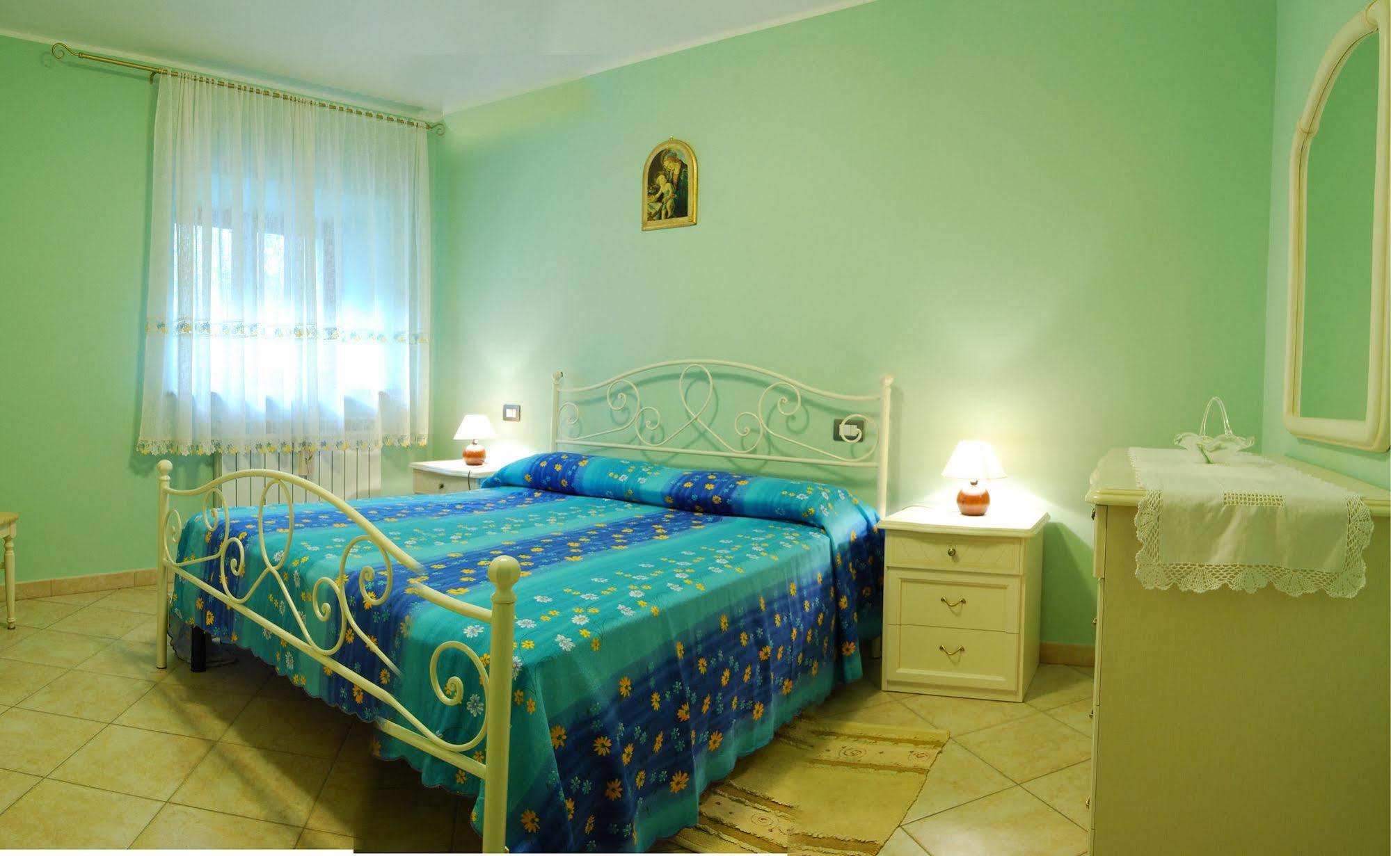 B&B Da Franca Camporgiano Bagian luar foto